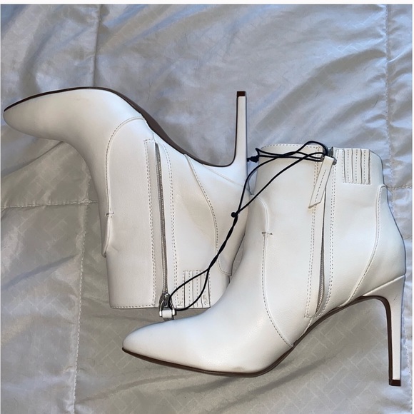 Who What Wear Shoes - NWT Who What Wear boots